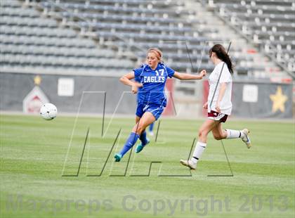 Thumbnail 2 in Cheyenne Mountain vs. Broomfield (CHSAA 4A Final) photogallery.