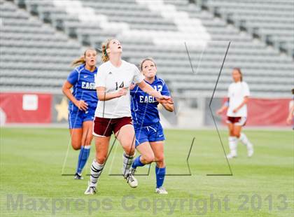 Thumbnail 3 in Cheyenne Mountain vs. Broomfield (CHSAA 4A Final) photogallery.