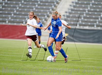Thumbnail 2 in Cheyenne Mountain vs. Broomfield (CHSAA 4A Final) photogallery.