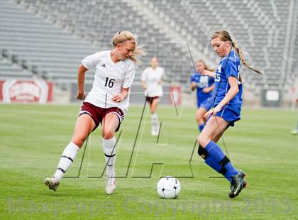 Thumbnail 2 in Cheyenne Mountain vs. Broomfield (CHSAA 4A Final) photogallery.