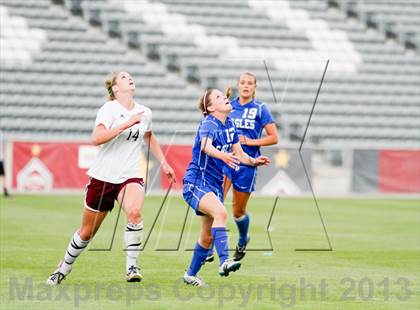 Thumbnail 2 in Cheyenne Mountain vs. Broomfield (CHSAA 4A Final) photogallery.