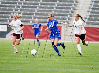 Thumbnail 3 in Cheyenne Mountain vs. Broomfield (CHSAA 4A Final) photogallery.