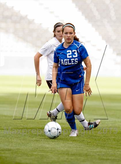 Thumbnail 2 in Cheyenne Mountain vs. Broomfield (CHSAA 4A Final) photogallery.