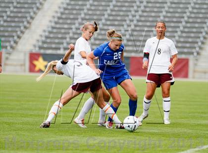 Thumbnail 2 in Cheyenne Mountain vs. Broomfield (CHSAA 4A Final) photogallery.
