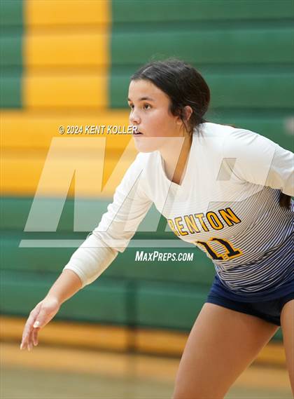 Thumbnail 2 in Trenton @ Notre Dame Prep photogallery.
