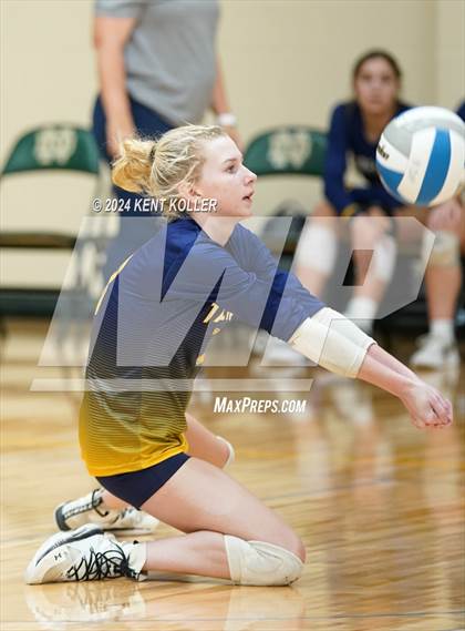 Thumbnail 3 in Trenton @ Notre Dame Prep photogallery.