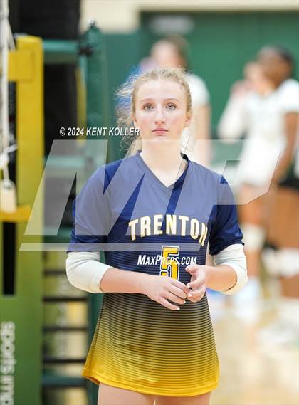 Thumbnail 2 in Trenton @ Notre Dame Prep photogallery.
