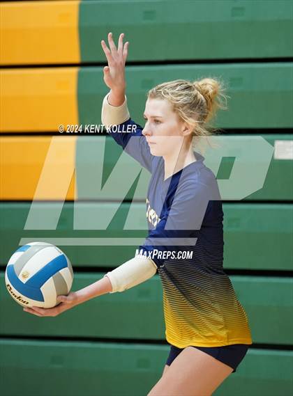 Thumbnail 1 in Trenton @ Notre Dame Prep photogallery.