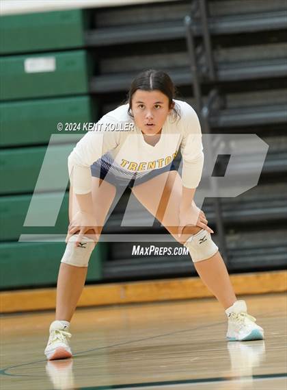 Thumbnail 2 in Trenton @ Notre Dame Prep photogallery.