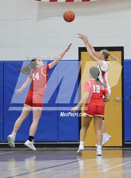 Thumbnail 3 in Fox Lane vs Somers (Pelham Booster Club Tournament) photogallery.