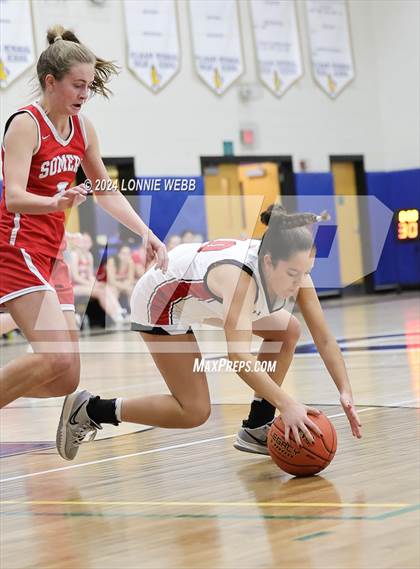 Thumbnail 3 in Fox Lane vs Somers (Pelham Booster Club Tournament) photogallery.