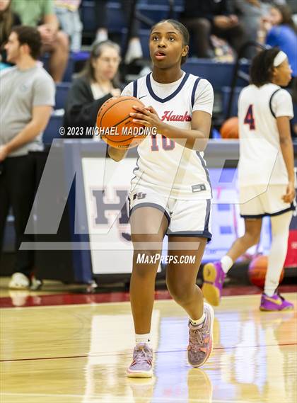 Thumbnail 2 in Livingston @ Hardin-Jefferson photogallery.