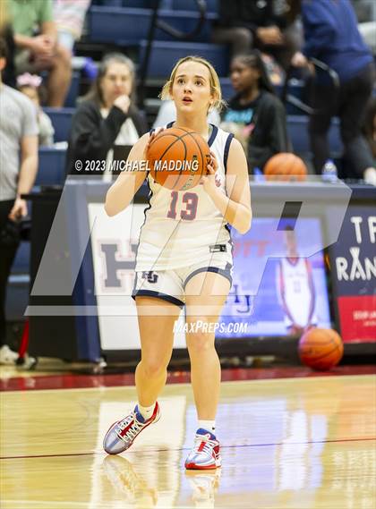 Thumbnail 1 in Livingston @ Hardin-Jefferson photogallery.
