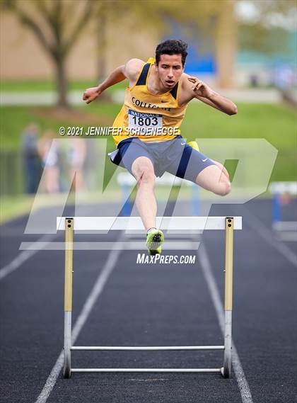 Thumbnail 3 in Kentucky Country Day Quad Meet photogallery.