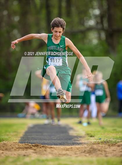 Thumbnail 2 in Kentucky Country Day Quad Meet photogallery.