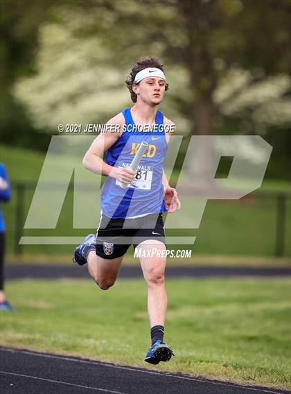 Thumbnail 2 in Kentucky Country Day Quad Meet photogallery.
