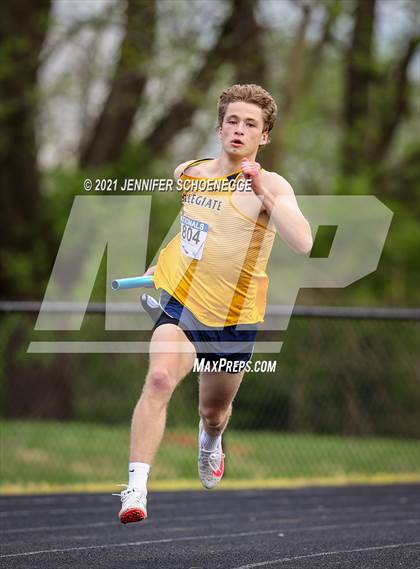 Thumbnail 3 in Kentucky Country Day Quad Meet photogallery.