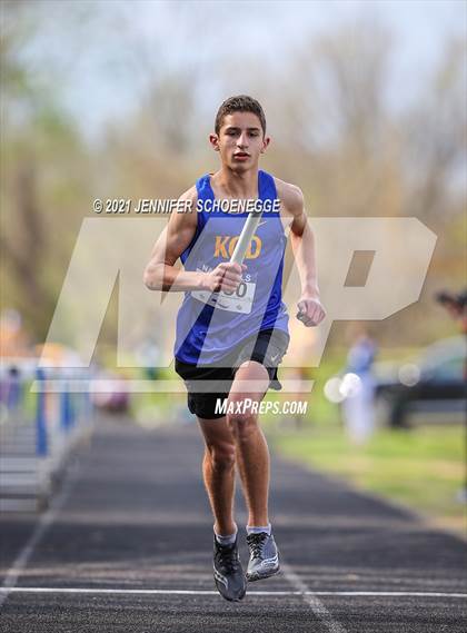 Thumbnail 2 in Kentucky Country Day Quad Meet photogallery.