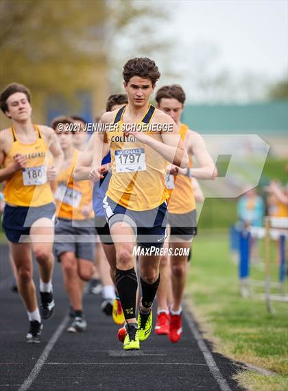 Thumbnail 1 in Kentucky Country Day Quad Meet photogallery.