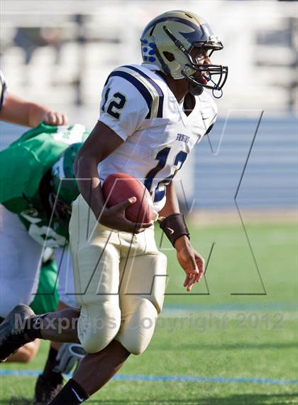 Thumbnail 3 in Farmingdale vs. Baldwin (Nassau County Conference 1 Final) photogallery.
