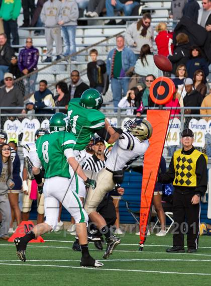 Thumbnail 2 in Farmingdale vs. Baldwin (Nassau County Conference 1 Final) photogallery.