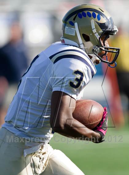 Thumbnail 1 in Farmingdale vs. Baldwin (Nassau County Conference 1 Final) photogallery.