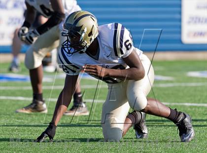 Thumbnail 1 in Farmingdale vs. Baldwin (Nassau County Conference 1 Final) photogallery.