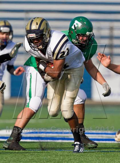 Thumbnail 1 in Farmingdale vs. Baldwin (Nassau County Conference 1 Final) photogallery.