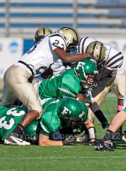 Thumbnail 2 in Farmingdale vs. Baldwin (Nassau County Conference 1 Final) photogallery.