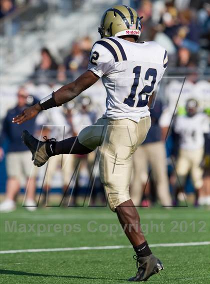 Thumbnail 1 in Farmingdale vs. Baldwin (Nassau County Conference 1 Final) photogallery.