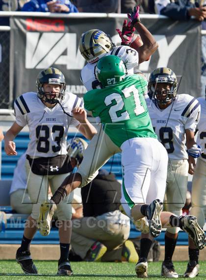 Thumbnail 2 in Farmingdale vs. Baldwin (Nassau County Conference 1 Final) photogallery.