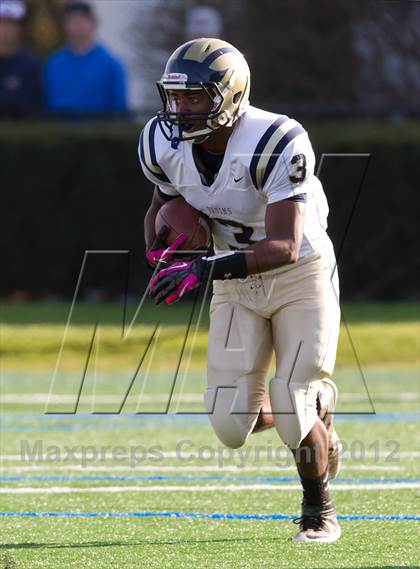 Thumbnail 2 in Farmingdale vs. Baldwin (Nassau County Conference 1 Final) photogallery.
