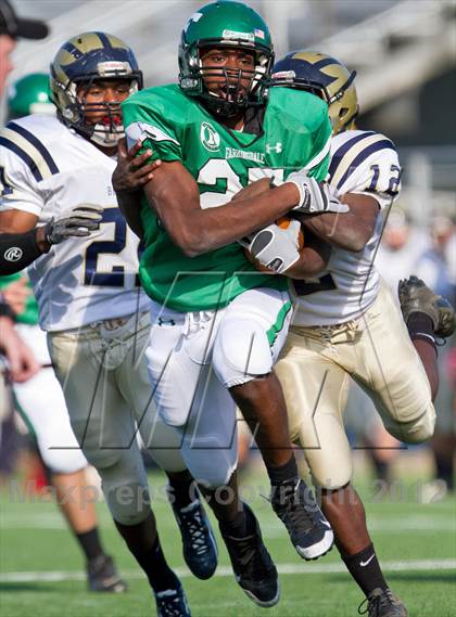 Thumbnail 3 in Farmingdale vs. Baldwin (Nassau County Conference 1 Final) photogallery.