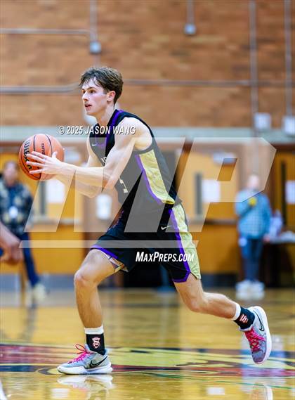 Thumbnail 1 in Sequim @ Lindbergh photogallery.