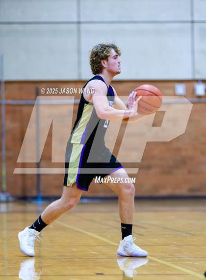 Thumbnail 1 in Sequim @ Lindbergh photogallery.