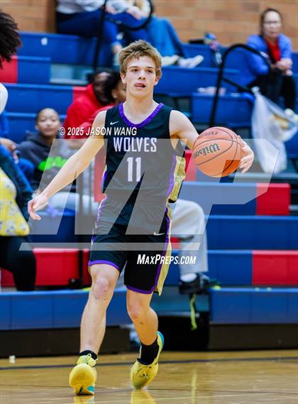 Thumbnail 3 in Sequim @ Lindbergh photogallery.