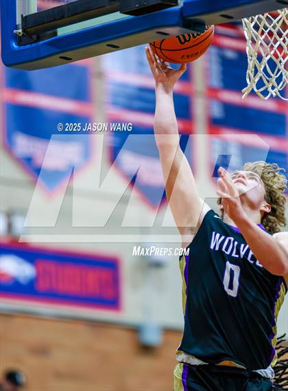 Thumbnail 1 in Sequim @ Lindbergh photogallery.