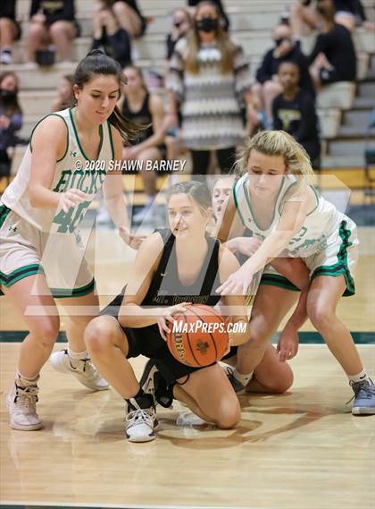 Thumbnail 2 in Westfield vs. Mt. Vernon photogallery.