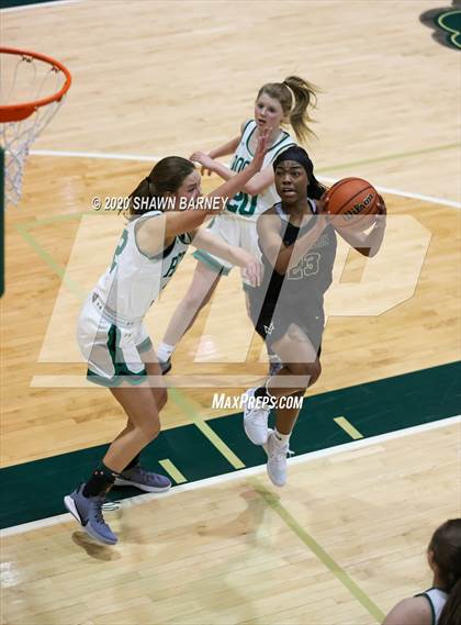 Thumbnail 3 in Westfield vs. Mt. Vernon photogallery.