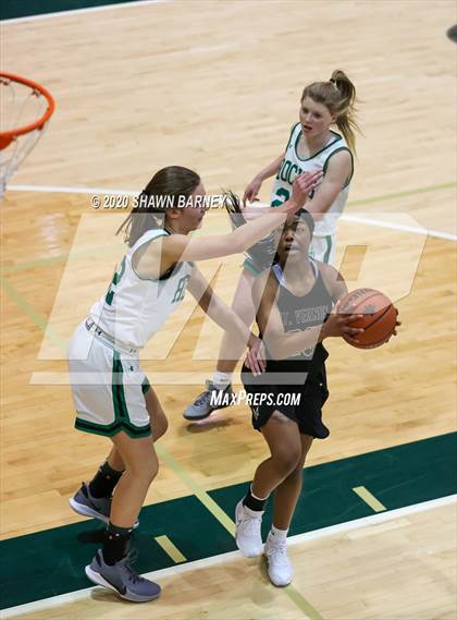 Thumbnail 2 in Westfield vs. Mt. Vernon photogallery.