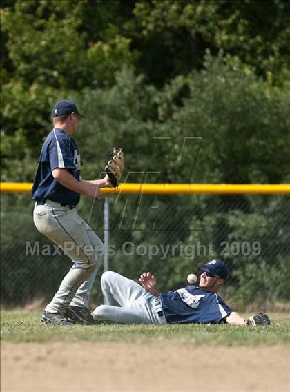 Thumbnail 2 in Bishop Feehan vs. Plymouth North (MIAA D2 South Semifinal) photogallery.