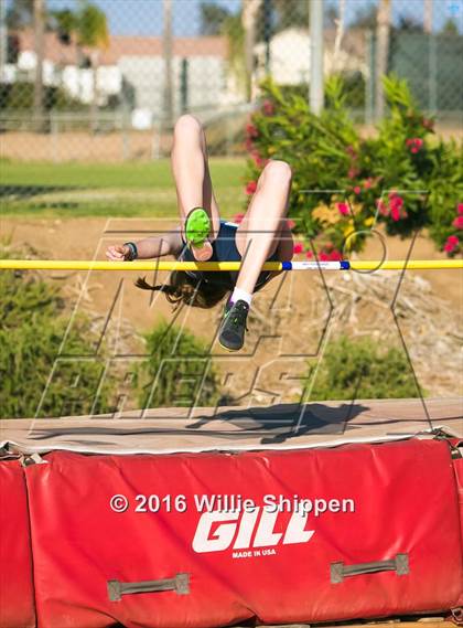 Thumbnail 3 in Southwestern League Finals photogallery.