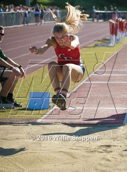 Thumbnail 1 in Southwestern League Finals photogallery.
