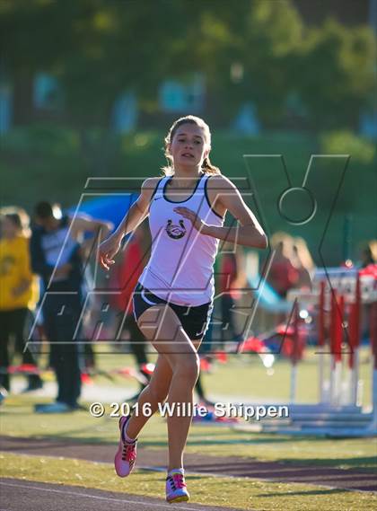 Thumbnail 3 in Southwestern League Finals photogallery.