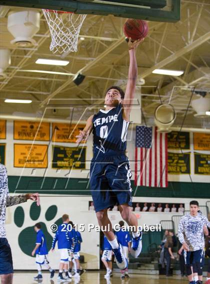Thumbnail 1 in Tempe vs New Trier (Horizon Holiday Hoops Tournament) photogallery.