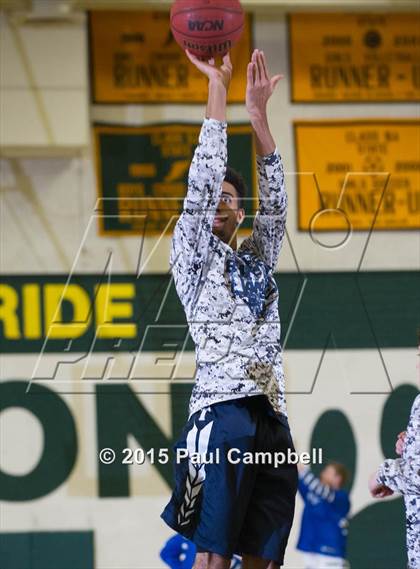 Thumbnail 2 in Tempe vs New Trier (Horizon Holiday Hoops Tournament) photogallery.