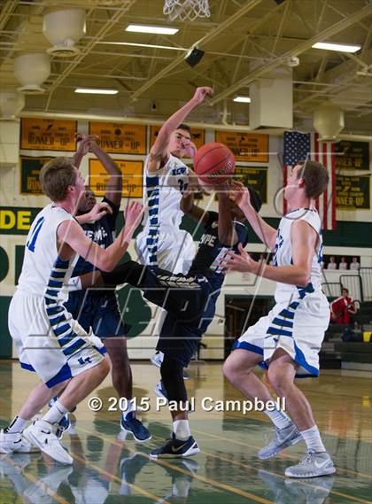 Thumbnail 2 in Tempe vs New Trier (Horizon Holiday Hoops Tournament) photogallery.