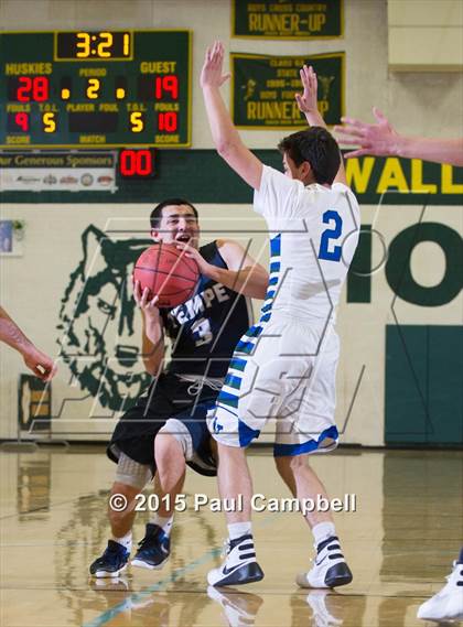 Thumbnail 3 in Tempe vs New Trier (Horizon Holiday Hoops Tournament) photogallery.