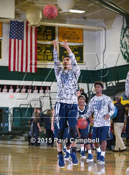 Thumbnail 2 in Tempe vs New Trier (Horizon Holiday Hoops Tournament) photogallery.
