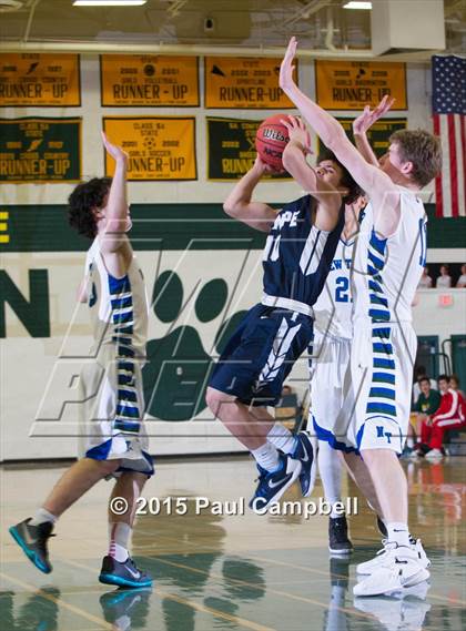 Thumbnail 2 in Tempe vs New Trier (Horizon Holiday Hoops Tournament) photogallery.